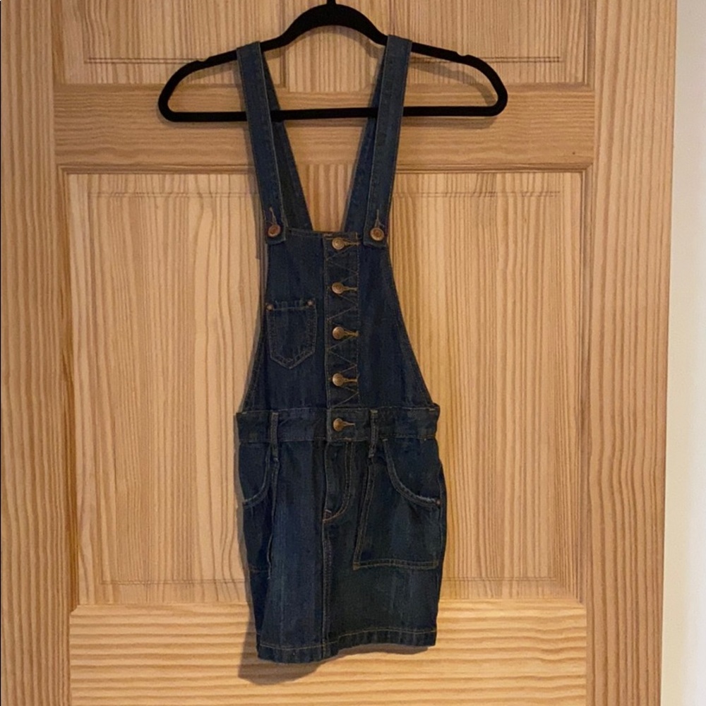 🔥SALE🔥 6/$25 🌺Jean Skirt Overalls🌺